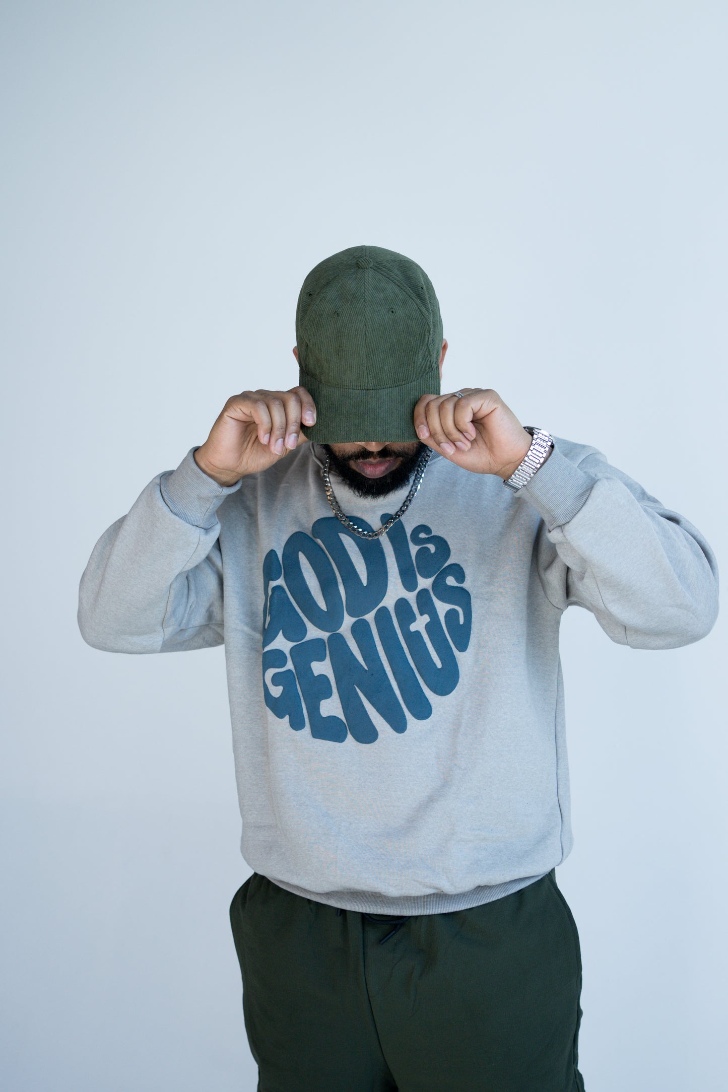 "GOD IS GENIUS" PULLOVER- GREY